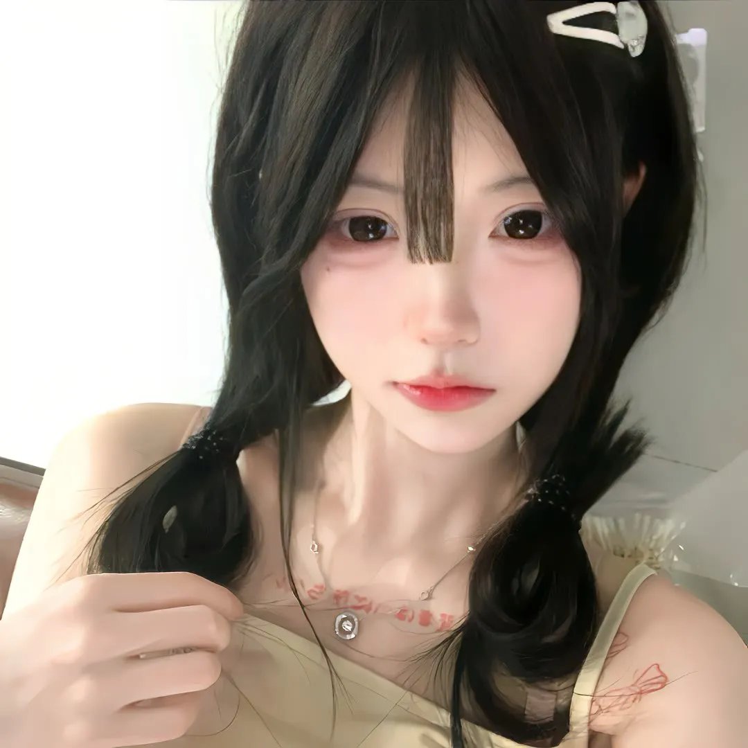 轻轻拂过